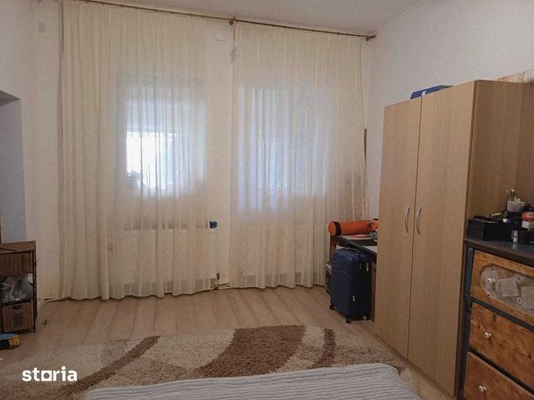 Casă cu 3 camere cu Teren 156 Mp în Central