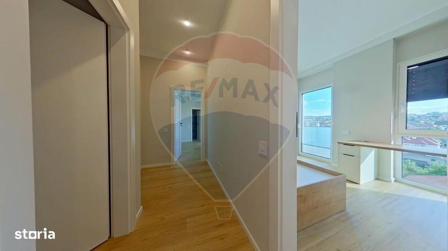 Apartament cu 4 camere, mobilat în Andrei Mureșanu