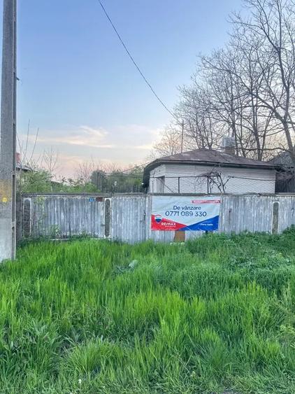 Teren de 1700 mp, în Gârbovi