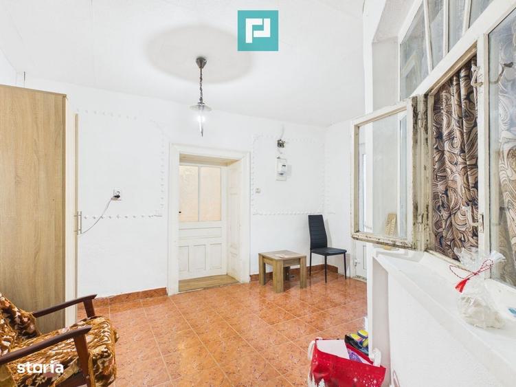 Casă cu 4 camere cu Canalizare în Macea