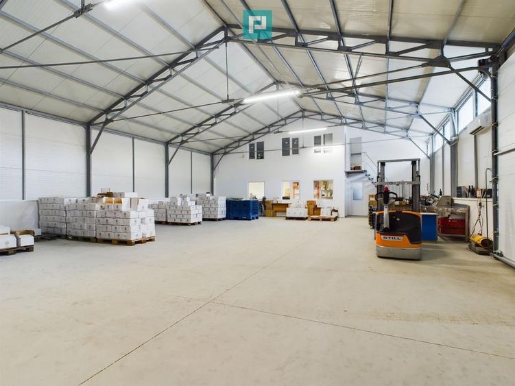 Spațiu industrial, de 400 mp, în Nord-Vest