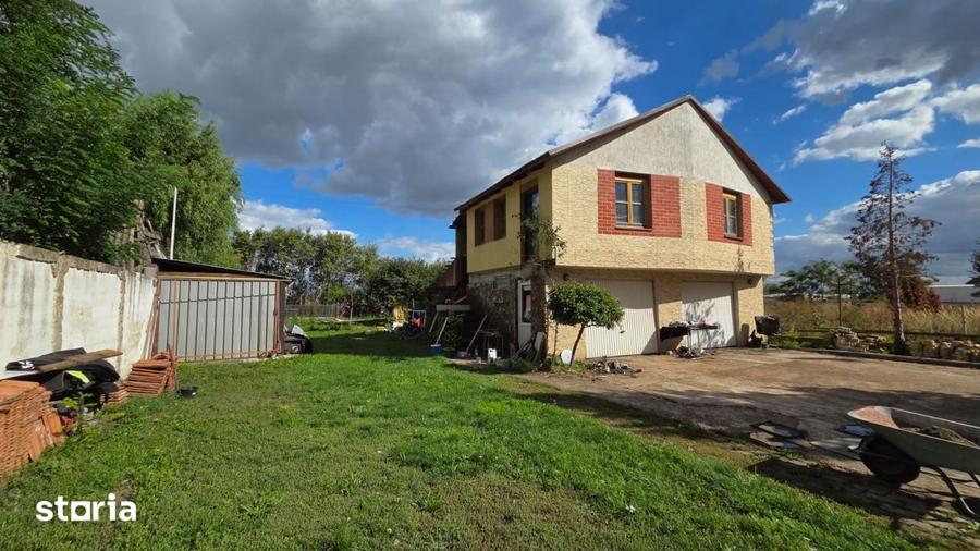 Casă cu 4 camere cu Teren 1560 Mp în Lucian Blaga
