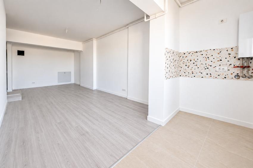 Apartament cu 2 camere semidecomandat în Sud