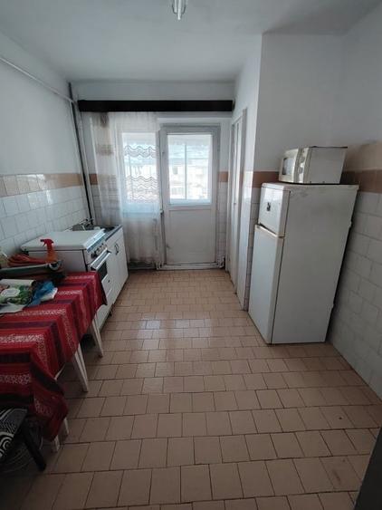 Apartament cu 2 camere decomandat în Radu Negru