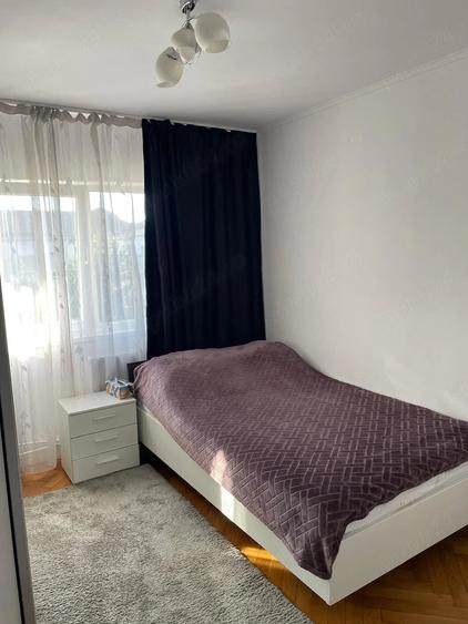 Apartament cu 3 camere decomandat în Rogerius
