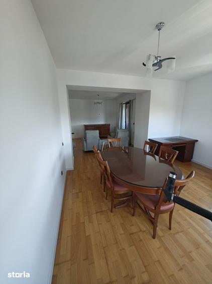 Apartament cu 3 camere decomandat, mobilat în Moșilor