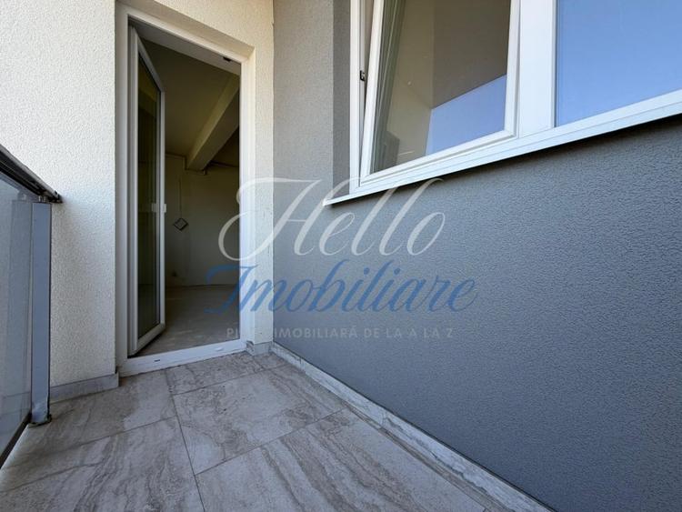 Apartament cu 3 camere semidecomandat în Florești