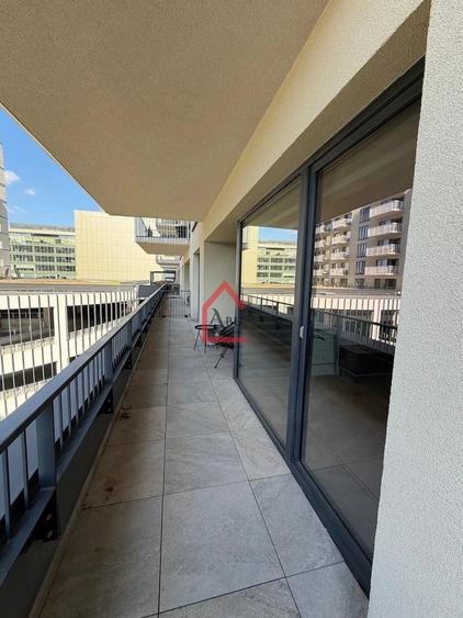 Apartament cu 2 camere semidecomandat în Filiași