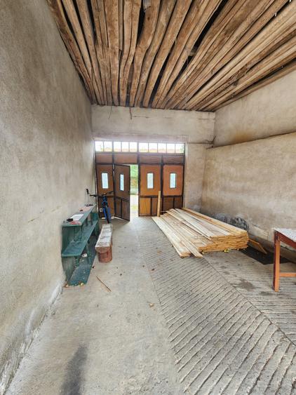 Casă individuală cu 3 camere cu Teren 5755 Mp în Gârnic