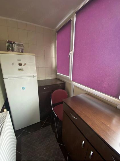 Apartament cu 2 camere semidecomandat în Podu Roș