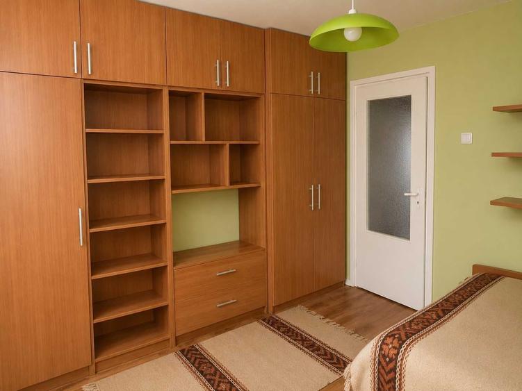 Apartament cu 2 camere semidecomandat în Exterior Vest
