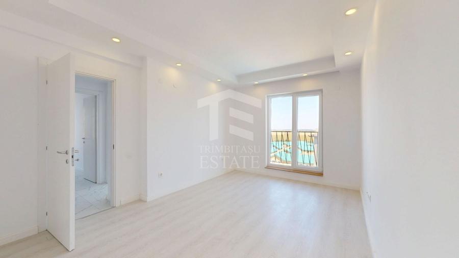 Penthouse cu 3 camere decomandat în Ștefăneștii de Jos