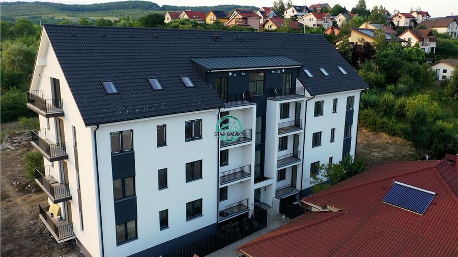 Apartament cu 2 camere decomandat în Livezeni