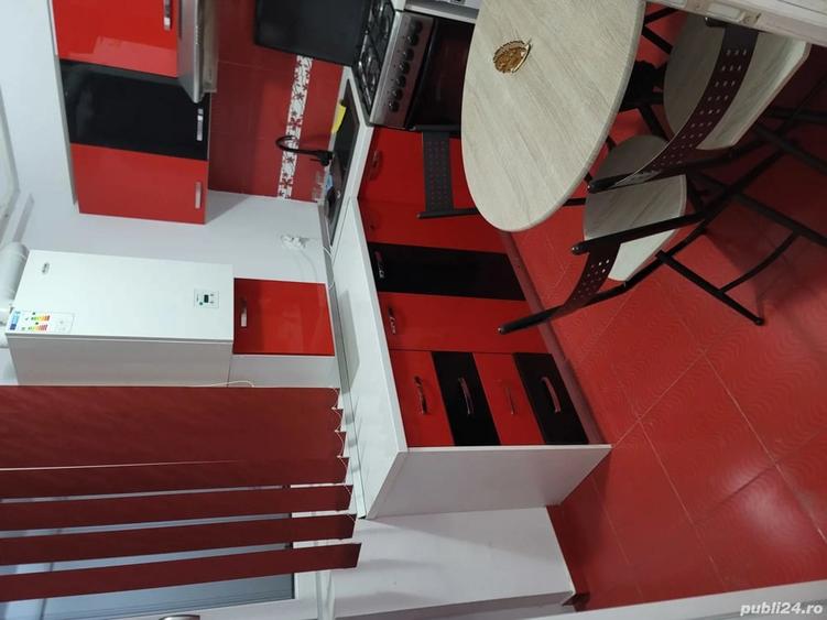 Garsonieră decomandată în Valea Adâncă