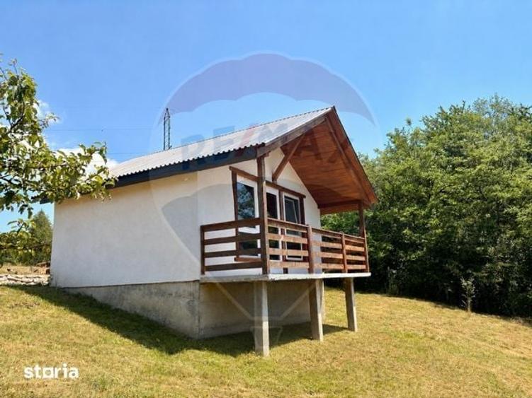 Casă cu 1 camere cu Teren 3177 Mp în Giulești