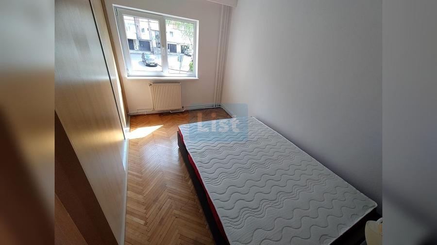 Apartament cu 4 camere decomandat în Gheorgheni