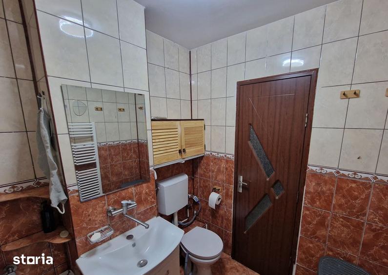 Apartament cu 2 camere în Micro 17