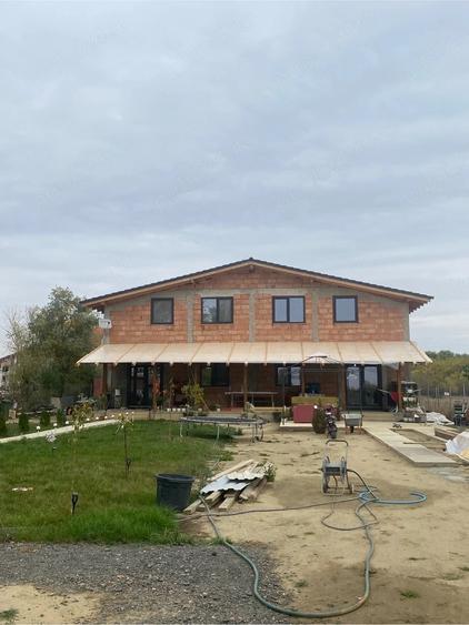 Casă cu Teren 500 Mp în Giroc