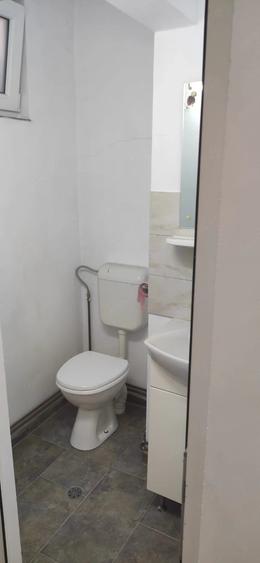 Spațiu comercial, de 75 mp, în Traian