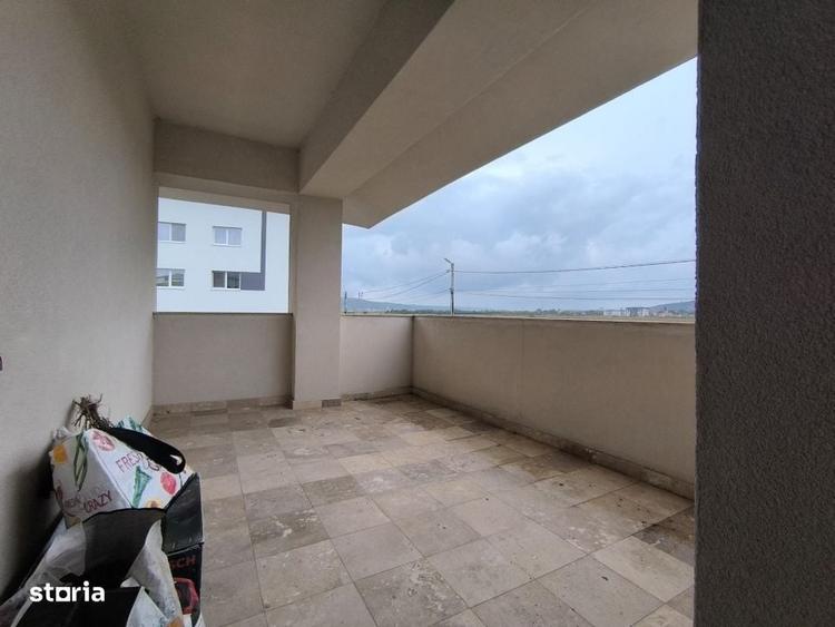 Casă cu 4 camere în Sânnicoară