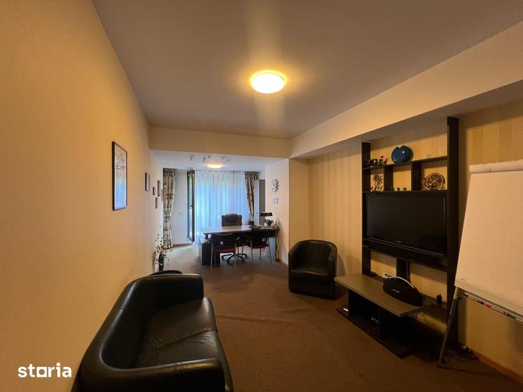 Apartament cu 3 camere decomandat în Herăstrău