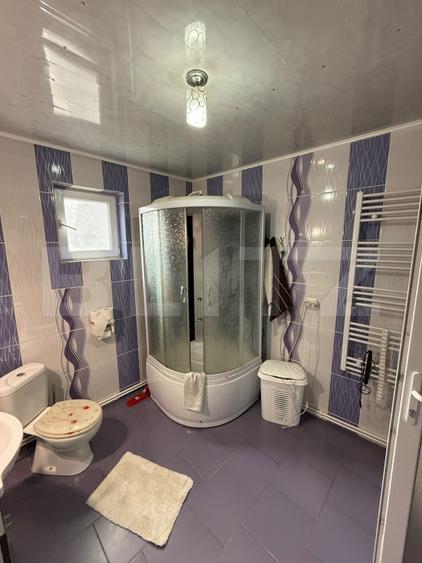 Casă individuală cu 7 camere cu Teren 780 Mp în Nord-Vest