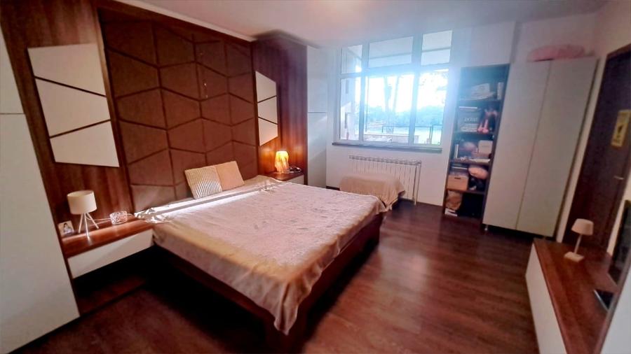Apartament cu 3 camere decomandat, mobilat în Dallas