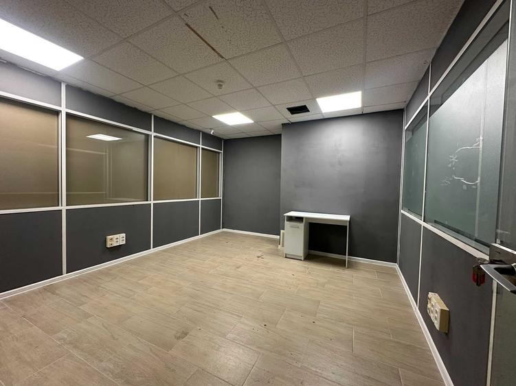 Spațiu comercial, de 107 mp, în Central