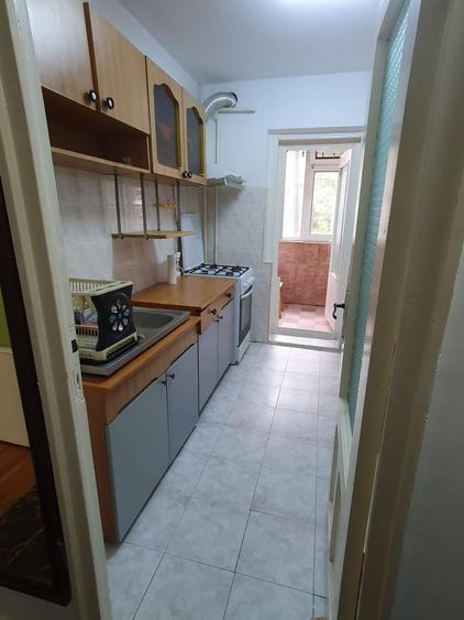Apartament cu 2 camere decomandat, mobilat în Micro 19