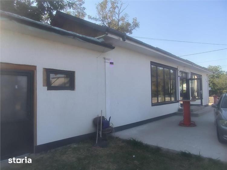 Spațiu comercial, de 105 mp, în Clejani