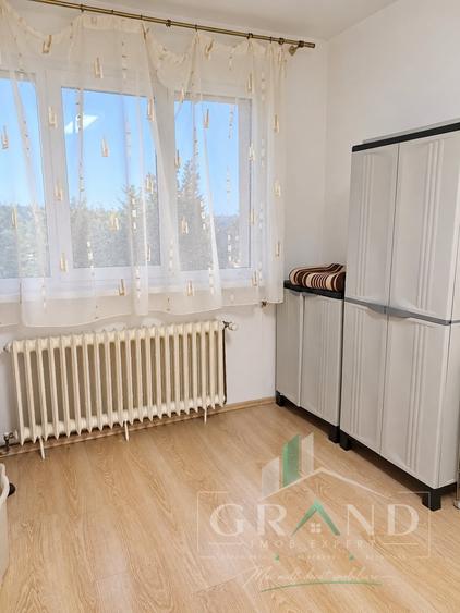 Apartament cu 4 camere decomandat, mobilat în Mănăștur