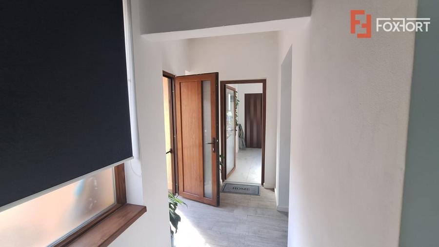 Casă individuală cu 6 camere cu Canalizare în Iosefin