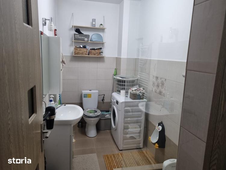 Casă cu 3 camere cu Teren 85 Mp în Central