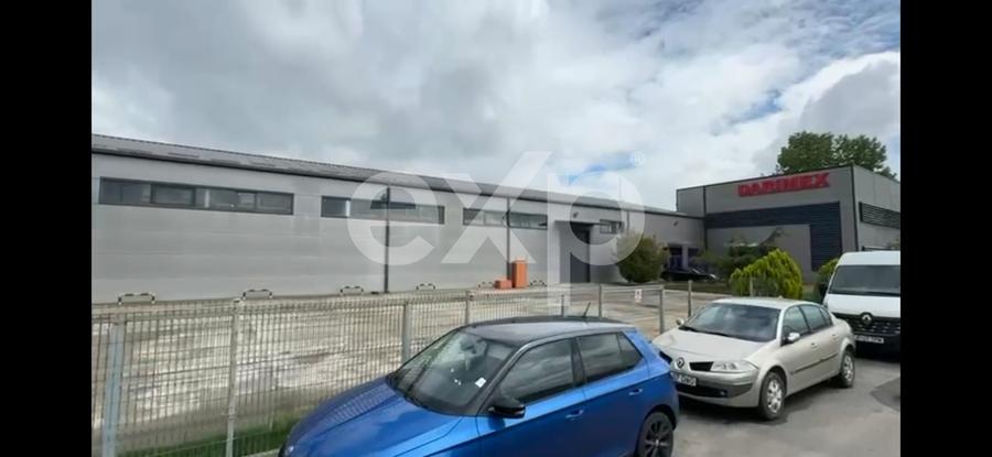 Spațiu industrial, de 1,500 mp, în Otopeni