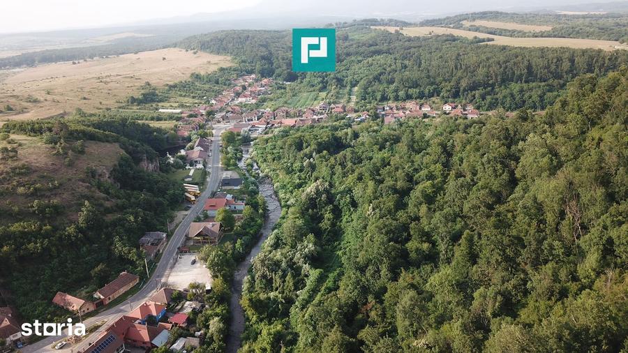 Teren de 13861 mp, în Central