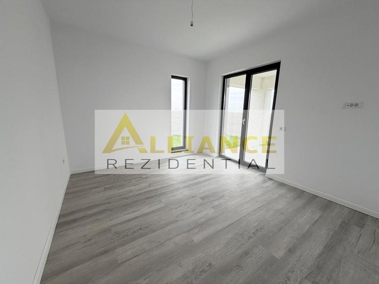 Casă individuală cu 4 camere cu Canalizare în Berceni