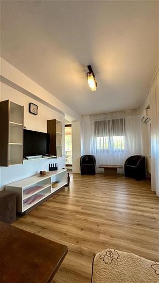 Apartament cu 2 camere decomandat, mobilat în Capitol