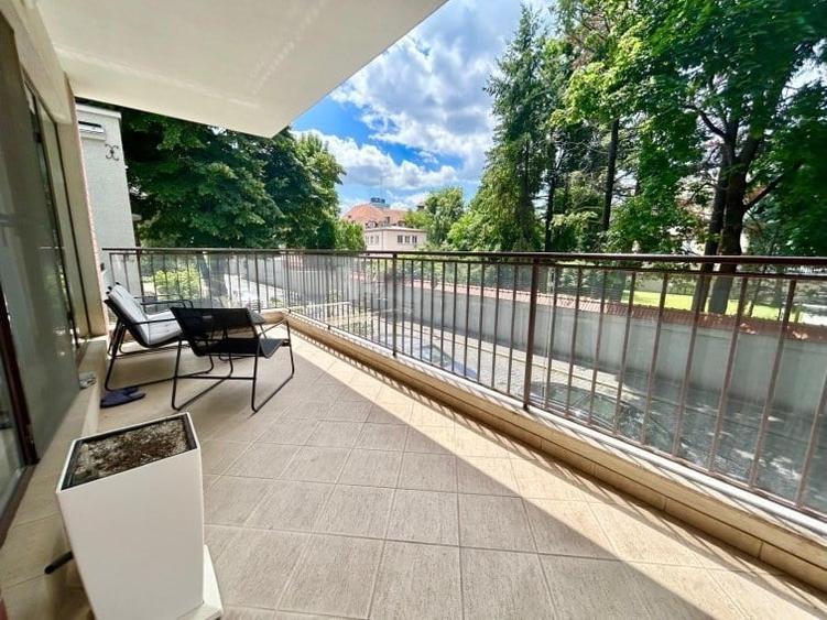 Apartament cu 4 camere în Kiseleff