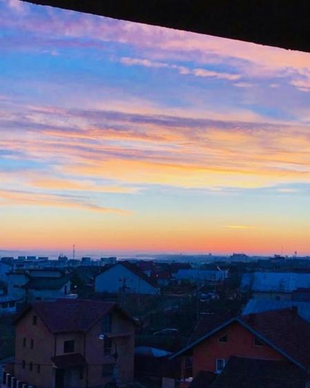 Apartament cu 2 camere decomandat, mobilat în Craiovei
