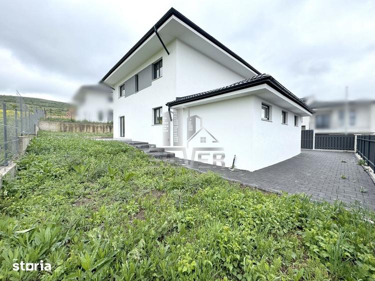 Casă cu 4 camere cu Teren 500 Mp în Chinteni
