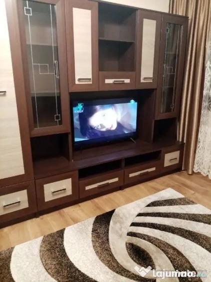 Apartament cu 2 camere decomandat în Titan