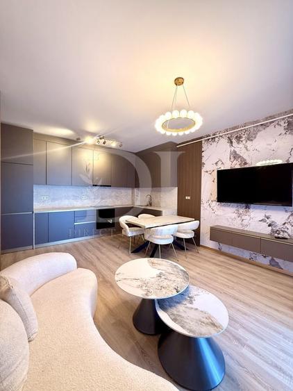 Apartament cu 2 camere decomandat, mobilat în Florești
