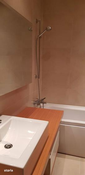 Apartament cu 3 camere decomandat în Decebal