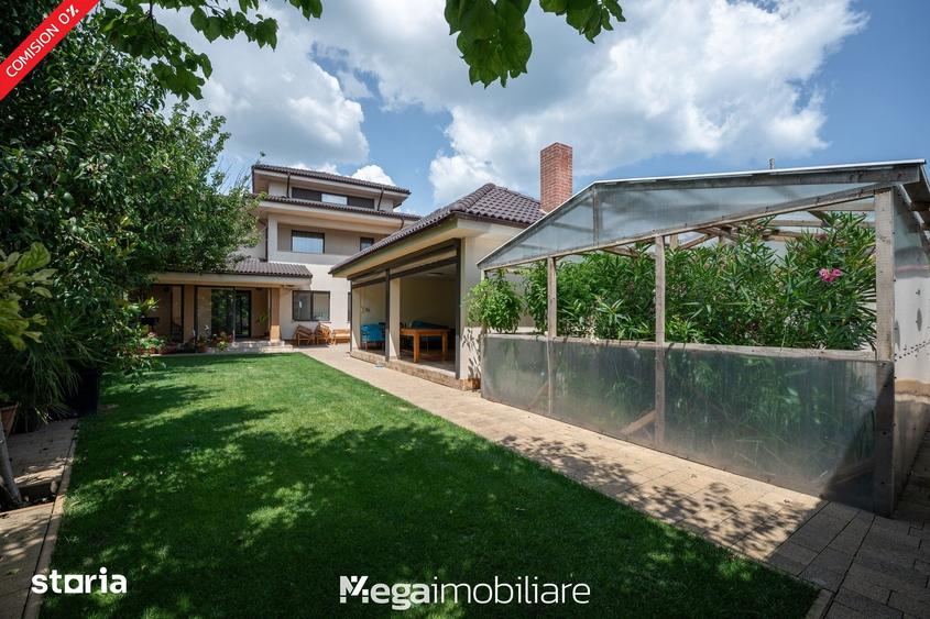 Casă cu 5 camere cu Teren 755 Mp în Palazu Mare