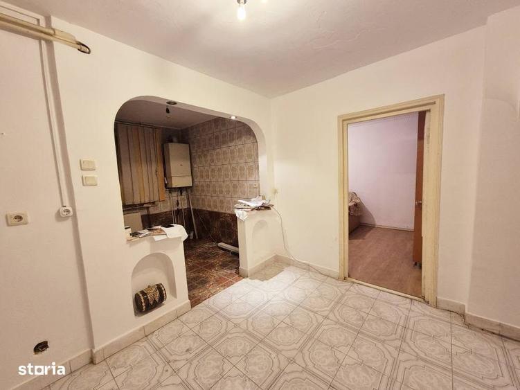 Apartament cu 3 camere decomandat în Precista