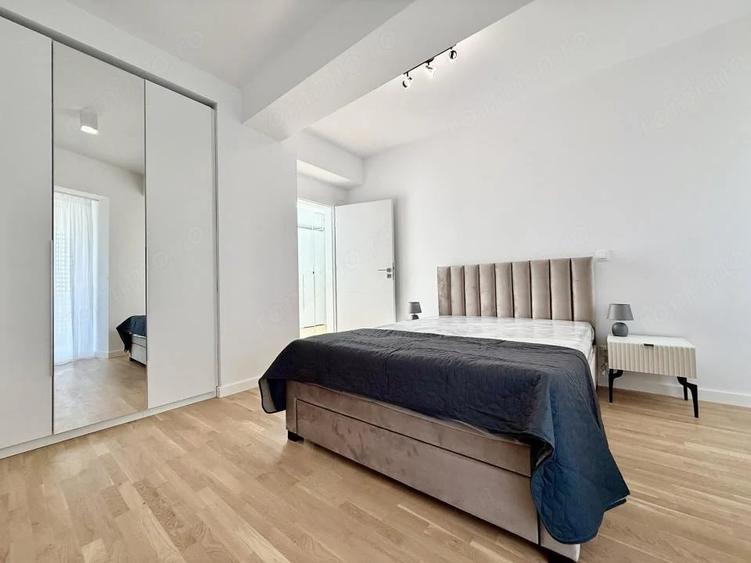 Apartament cu 3 camere decomandat, mobilat în Dămăroaia