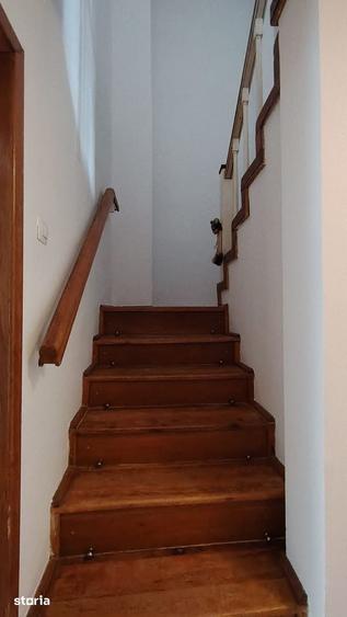 Apartament cu 3 camere în Centrul Civic