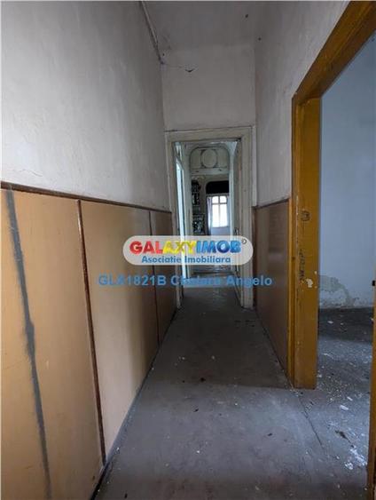 Casă cu 10 camere cu Teren 521 Mp în Cișmigiu