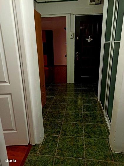Apartament cu 2 camere decomandat în Trivale