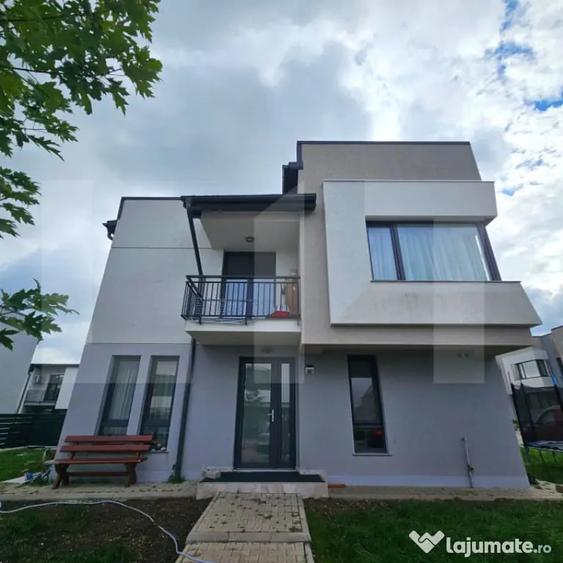 Casă cu 3 camere cu Teren 246 Mp în Central